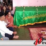 Ikut Berduka Cita, Wakil Walikota Probolinggo Ngelayat Ke Rumah Korban Kesetrum Listrik