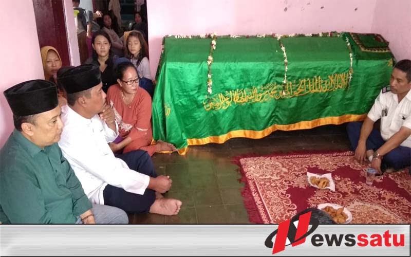 Ikut Berduka Cita, Wakil Walikota Probolinggo Ngelayat Ke Rumah Korban Kesetrum Listrik