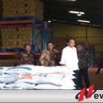 Presiden Tinjau Stok Beras Di Bulog