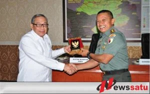 Dewan Pertimbangan Presiden Kunjungi Korem 082 CPYJ