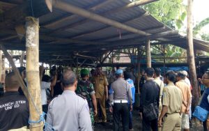 Tim Gabungan Kota Probolinggo Bongkar Tempat Sabung Ayam