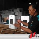 KPU Sumenep Temukan Kotak Suara 'Kardus' Rusak