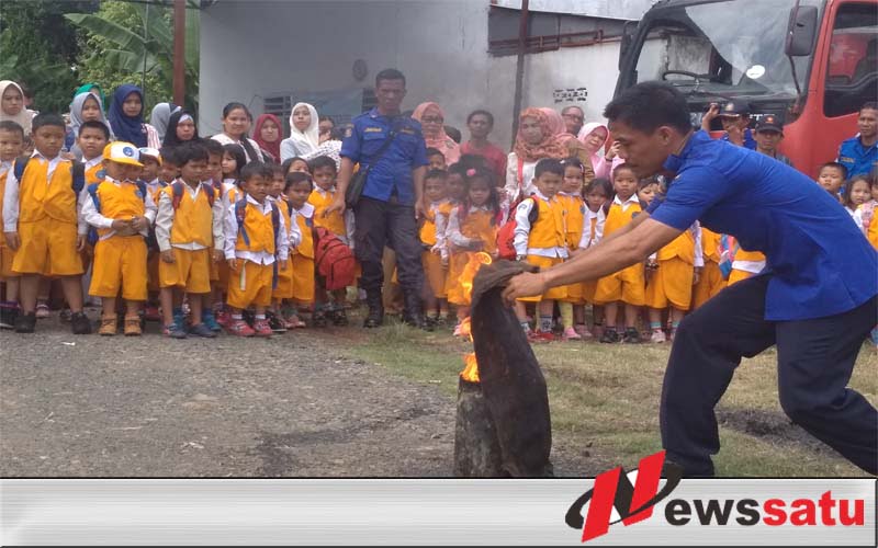 TK Kemala Bhayangkari 23 Kunjungan Edukatif ke Posko Damkar OKI