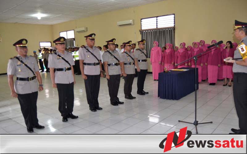 11 Personel Polres Ogan Komering Ilir Dimutasi