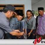 Bupati Sumenep Beri Bantuan Pada Korban Puting Beliung