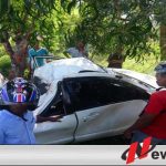 Diduga Sopir Mengantuk, Mobil Avanza Tabrak Pohon