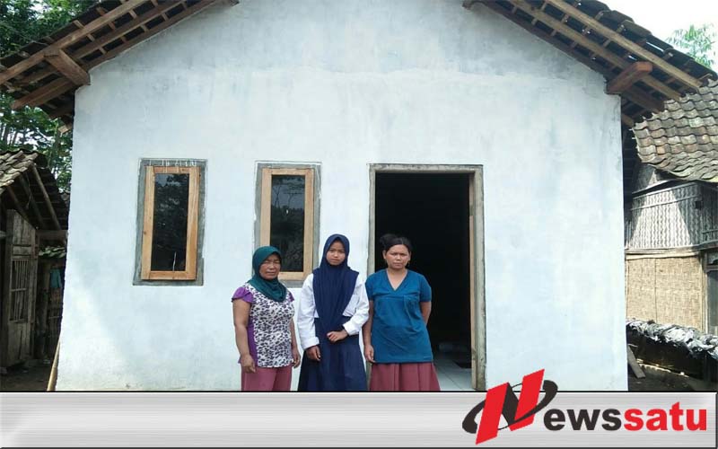 Usai di Renovasi, Tarsi Dan Keluarganya Kembali Tersenyum