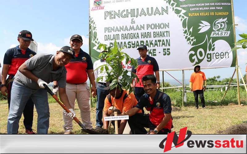 Warga Binaan Rutan Klas IIB Sumenep Tanam Puluhan Ribu Pohon