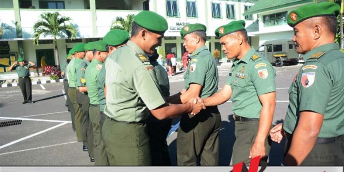Belasan Prajurit Korem 083 Baladhika Jaya Naik Pangkat
