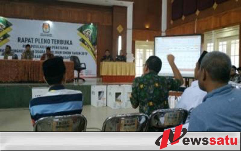 Gelar Rekapitulasi Pemilu Serentak 2019 Di Pamekasan Sempat Menuai Protes