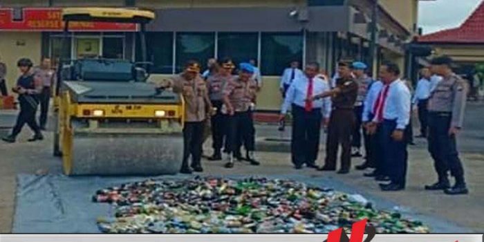 Hasil Operasi Pekat, 670 Botol Miras Dimusnahkan Polres Sumenep