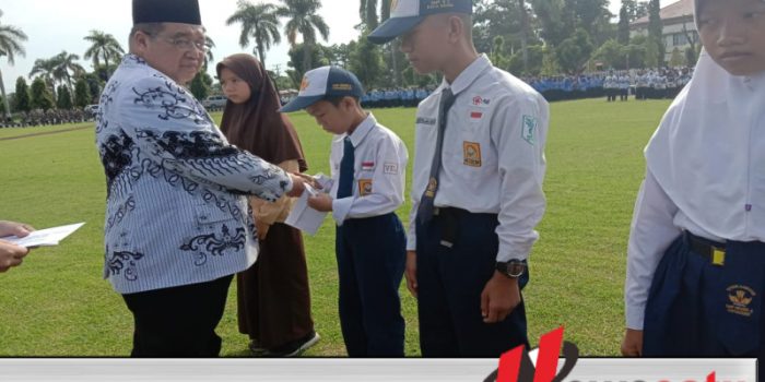 Peringati Hardiknas 2019, Pemkab OKI Santuni Siswa Kurang Mampu
