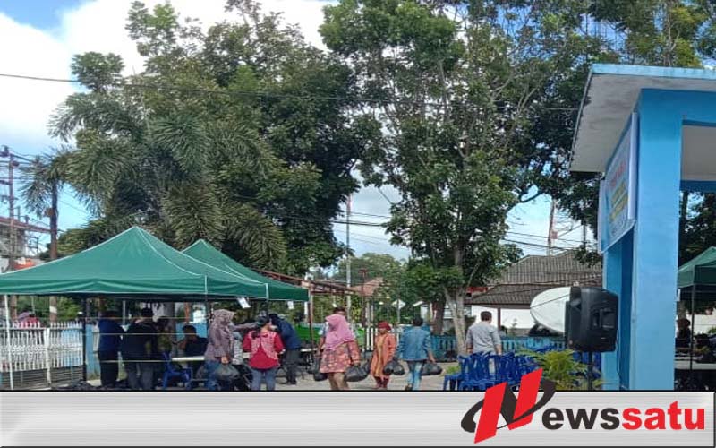 Pasar Murah di Kantor Camat Kayuagung Diserbu Emak-Emak