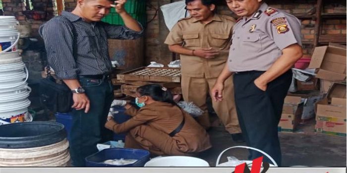 Polres OKI Grebek Pabrik Tahu Gunakan Zat Formalin Polres OKI Grebek Pabrik Tahu Gunakan Zat Formalin