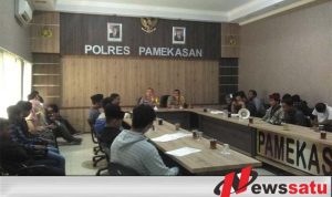 Aktivis Di Pamekasan Ngeluruk Polres