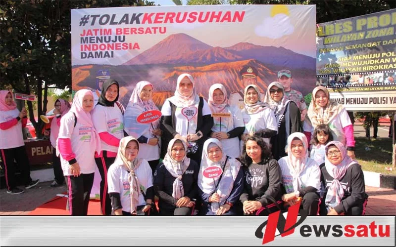 Warga Kabupaten Probolinggo Gelar Aksi Tolak Kerusuhan