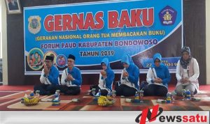 Bupati Bondowoso Bacakan Buku Untuk Anak PAUD