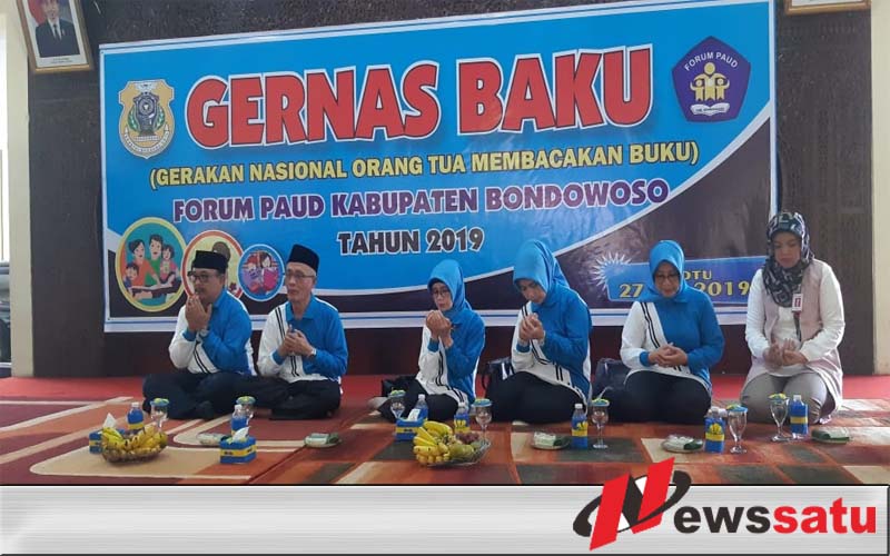 Bupati Bondowoso Bacakan Buku Untuk Anak PAUD