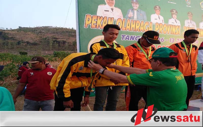 Kontingan Paralayang Bondowoso Raih Medali Perak