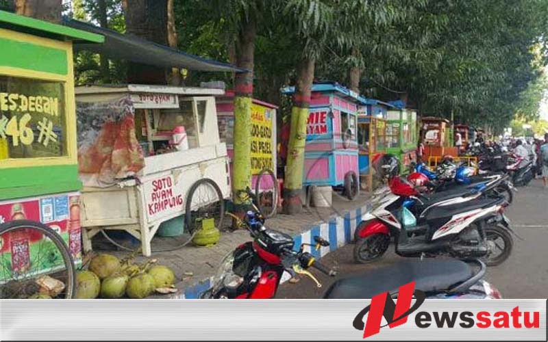 PKL Dilarang Berjualan Di Alun- Alun Kota Probolinggo