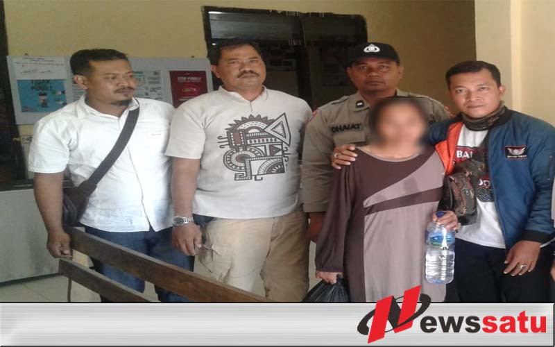 Seorang Ibu Rumah Tangga Coba Bunuh Diri Dengan Melompat Ke Laut Di Sampang