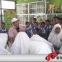 Herman DK Berbagi Dengan Anak Yatim Di SMPN 1 Sumenep