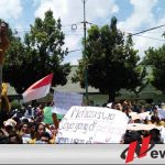 Tolak RUKUHP, Ratusan Mahasiswa Gruduk Kantor DPRD Sumenep