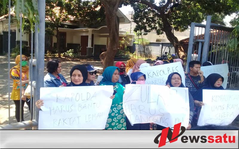 Uang Gak Bisa Cair, Nasabah KSU  Mitra Perkasa Demo