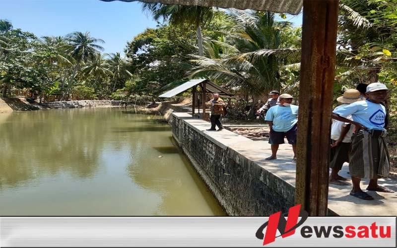 Warga Gapura Digegerkan Dengan Penemuan Mayat Di Sungai