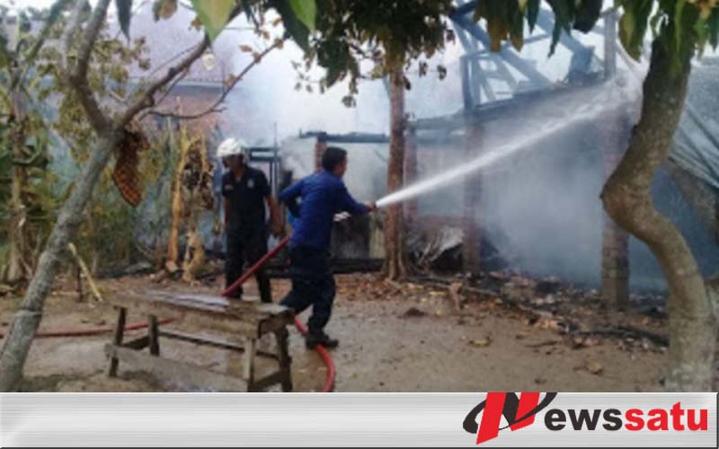 Gara-gara Obat Nyamuk, Rumah Panggung Di Ogan Komering Ilir Ludes Terbakar