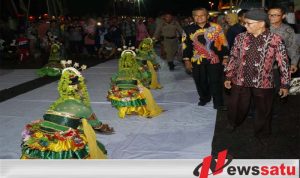Wisatawan Australia Takjub Dengan Festival Sumenep Spektakuler