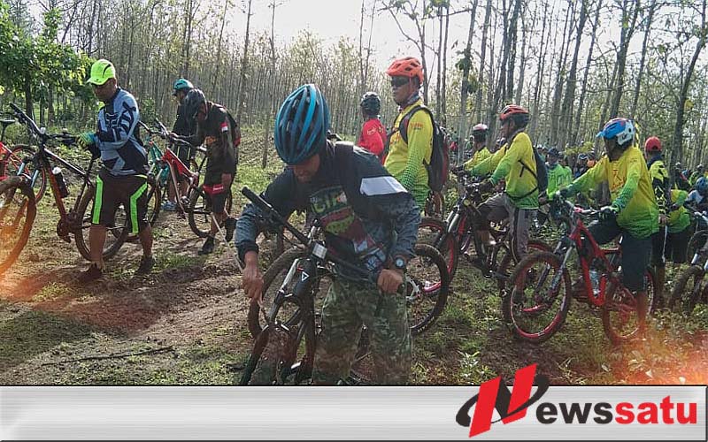 Angicipi Club Ramaikan Fun Bike dan Adventure Migas Cepu
