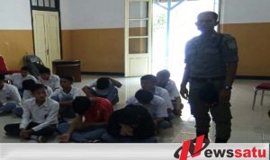 Satpol PP Kota Probolinggo Amankan Belasan Pelajar