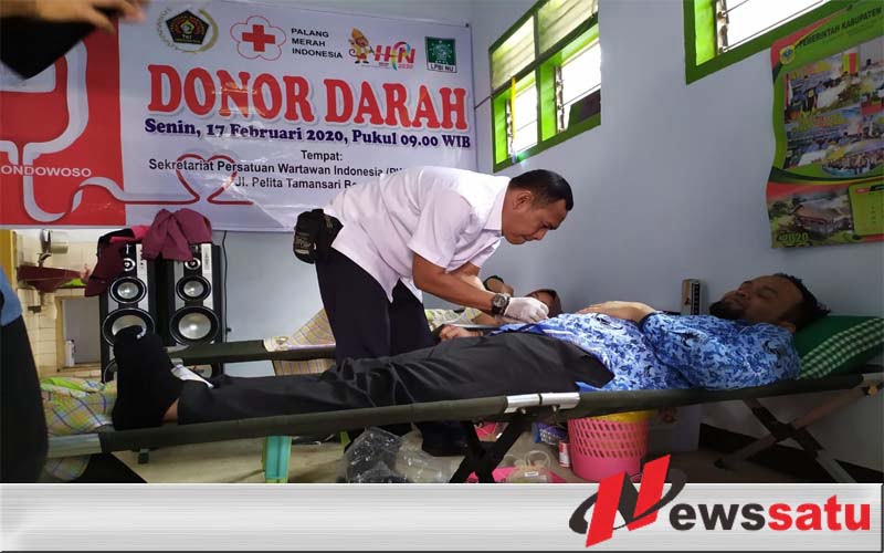 HPN Dan HUT PWI Ke 74, PWI Bondowoso Sumbang Puluhan Kantor Darah Ke PMI