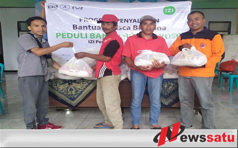 IZI Berikan Bantuan Sembako ke Warga Terdampak Banjir Ijen