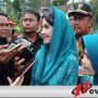 Ketua Tim Penggerak PKK Jatim Kunjungi Korban Banjir Bandang Di Bondowoso