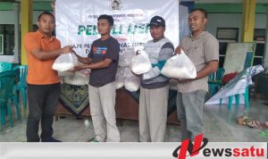 PWI Bondowoso Salurkan Puluhan Paket Sembako Ke Korban Banjir
