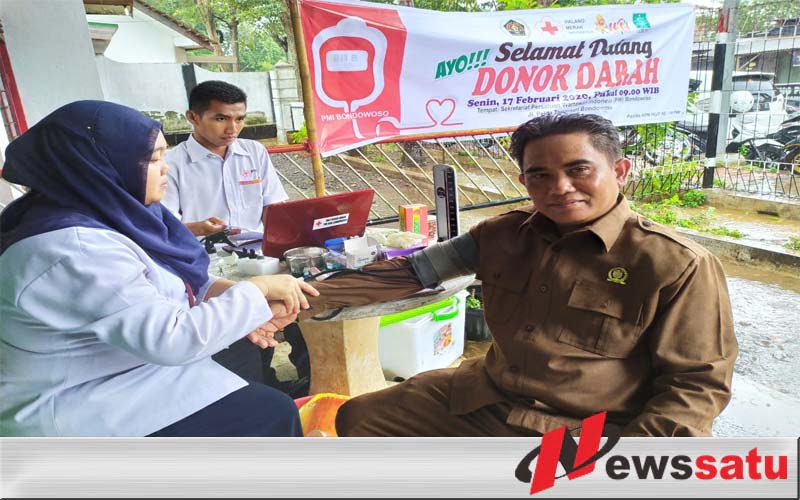 Wakil Ketua Komisi II DPRD Bondowoso Ikuti Donor Darah Di HPN Dan HUT PWI Ke 74