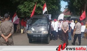 BPNT Tak Tersalurkan, Warga Padamaran OKI Gelar Aksi Demo