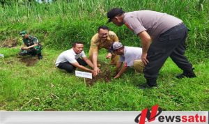 Wabup  Bondowoso Apresiasi PWI Dalam penanaman Seribu Pohon Wabup  Bondowoso Apresiasi PWI Dalam penanaman Seribu Pohon