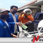 Covid-19, PC PMII Sumenep Bagi-Bagi Sembako dan Masker