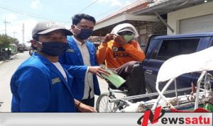 Covid-19, PC PMII Sumenep Bagi-Bagi Sembako dan Masker