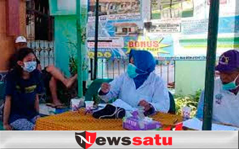 Covid-19, Warga Desa Pabean Probolinggo Dilakukam Check Point
