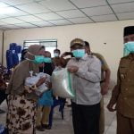 Pemkab OKI Bantu Warga Terdampak Ekonomi Covid-19