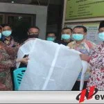MH Said Abdullah Bantu Ratusan APD Dan Ribuan Masker Pada Tenaga Medis Di Sumenep