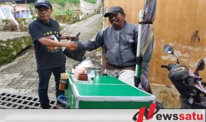 Nasionalis Kota Batu Bagikan Sembako  Kepada Warga Terdampak Covid-19