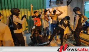 Gelar Pesta Miras Ditengah Pandemi, 6 Laki-Laki Di Sumenep Diamankan Polisi
