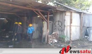 Gudang Kayu Gaharu Terbakar Di Kota Probolinggo