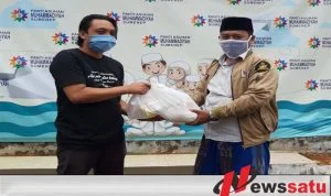 PWI Sumenep Bagikan 250 Paket Sembako