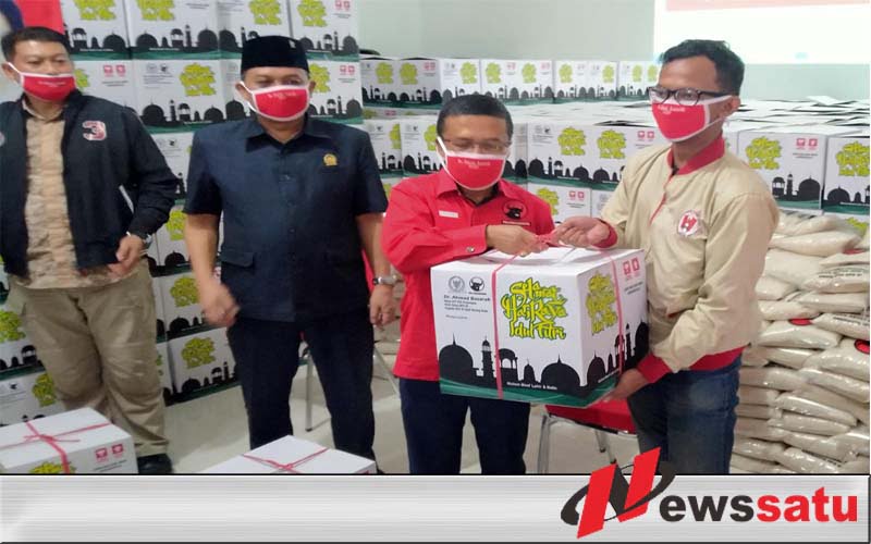 Peduli Covid-19, PDIP Malang Raya Bagikan 2000 Paket Sembako